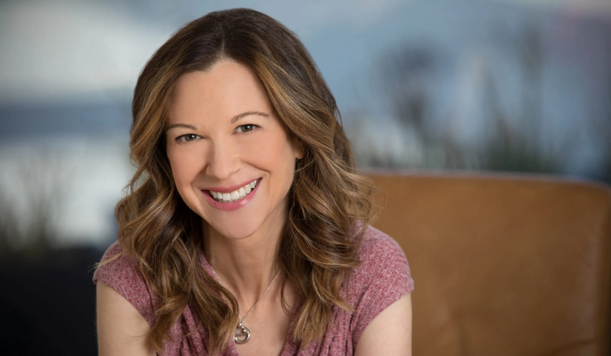 Therapist Lori Gottlieb Shares Her Tips for a Mentally Healthy 2021