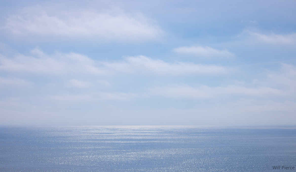 Photograph of the ocean by Will Pierce.