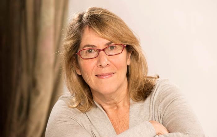 ELIZABETH LESSER Sisterly Love: No Deeper Bond