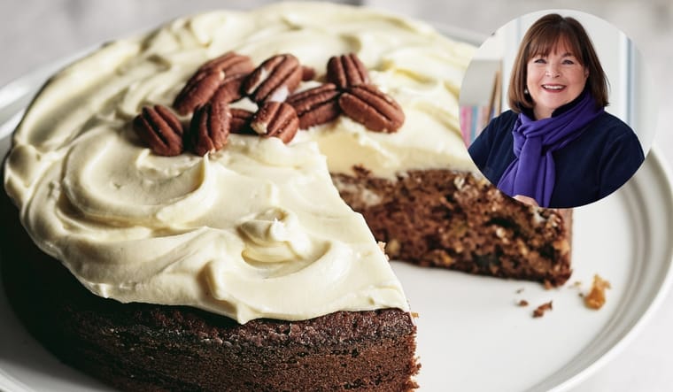 Sunday Paper Dinner Table: Applesauce Cake with Bourbon Raisins