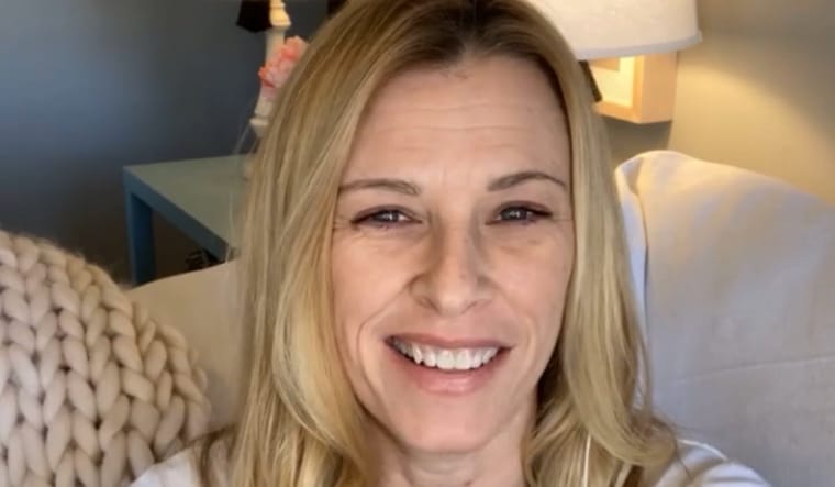 Want to Declutter Your Mind and Go Into the New Year With a Sense of Calm and Clarity? These 3 Steps Will Get You There