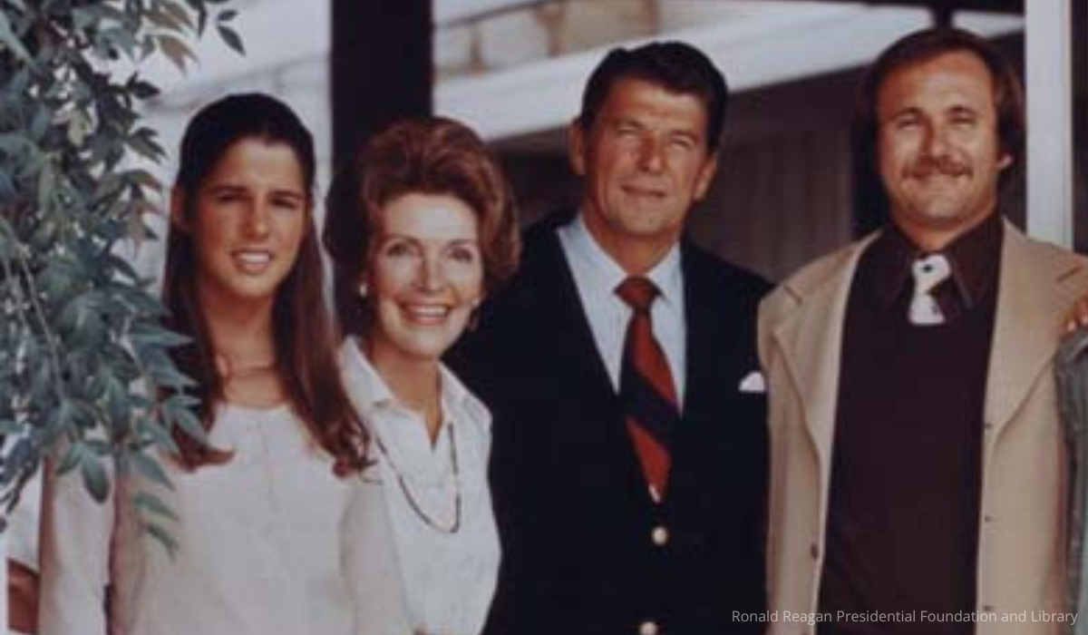 Patti Davis, Nancy Reagan, Ronald Reagan, Michael Reagan